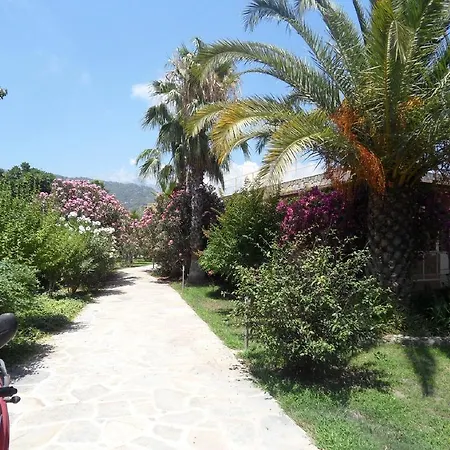 Windmolen Apart Bungalows Чирали