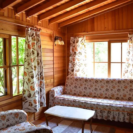 Windmolen Apart Bungalows Чирали